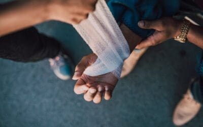 Krisstöd och första hjälpen