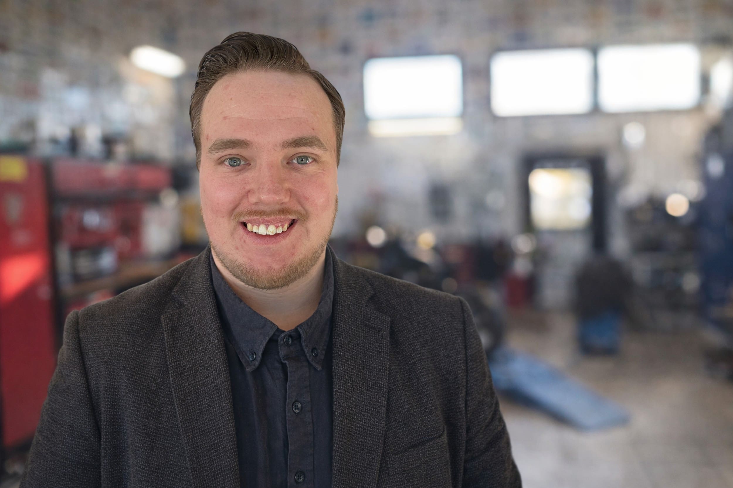 Bild på Ted i verkstaden